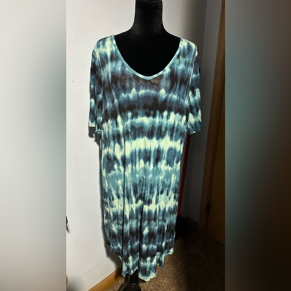 Torrid Super Soft mini Tshirt tee shirt Dress EUC Size 2 18/20 - Picture 2 of 5